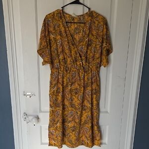 1.4.3. Story by Line Up Yellow Floral Midi Dress